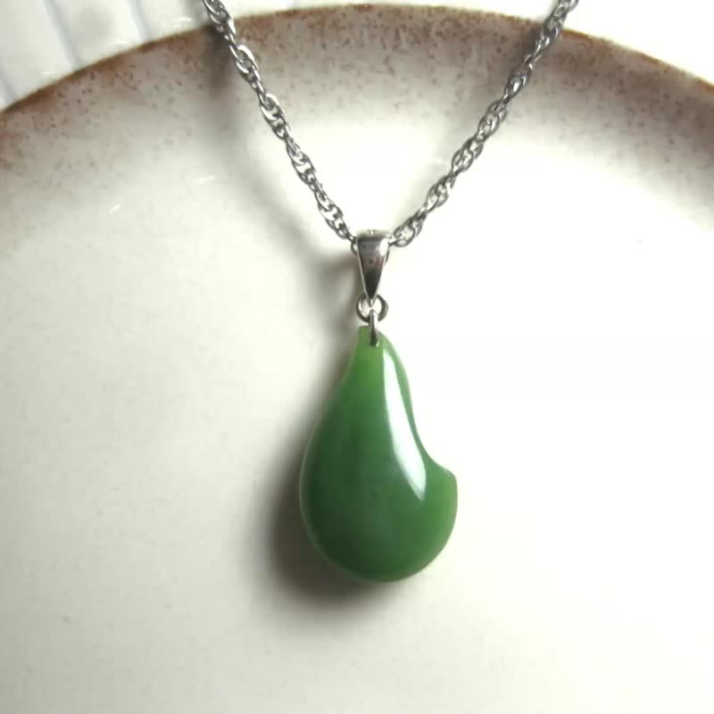 Valentine's Day gift | Jade pendant shape jade pendant Canadian Jasper / double-sided simple and easy to match / - Necklaces - Jade Green