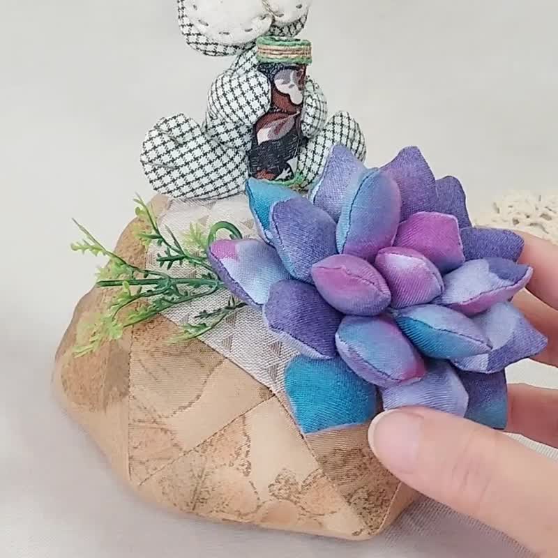 Hexagonal ornaments | Rabbits and succulents | Mini pen holder - Items for Display - Cotton & Hemp Multicolor