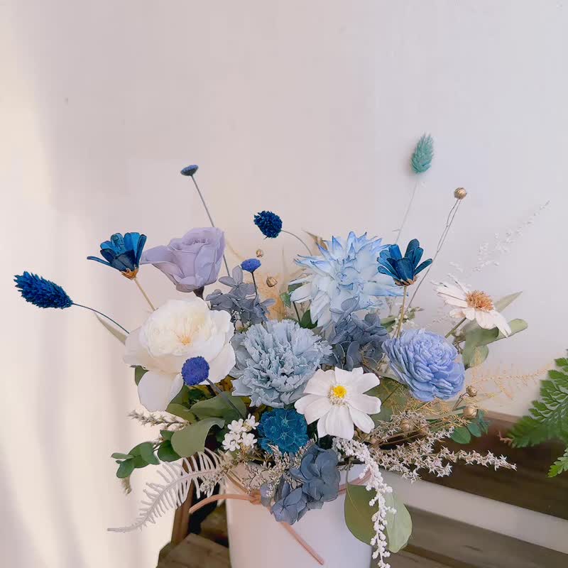 Sea Mist Forest Whisper | Preserved Table Flowers - For Gifts, Housewarmings, and Opening Celebrations - ช่อดอกไม้แห้ง - พืช/ดอกไม้ สีน้ำเงิน