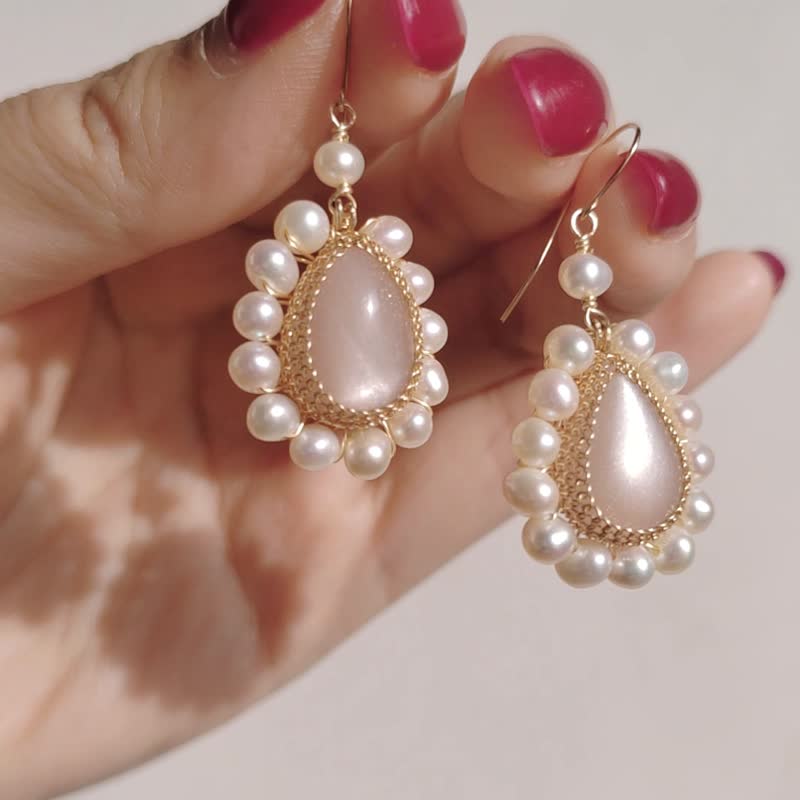 天然オレンジムーンストーンパールピアス 手作り14KGF天然石耳飾り アレルギー対応金張りピアス - ピアス・イヤリング - 半貴石 ゴールド