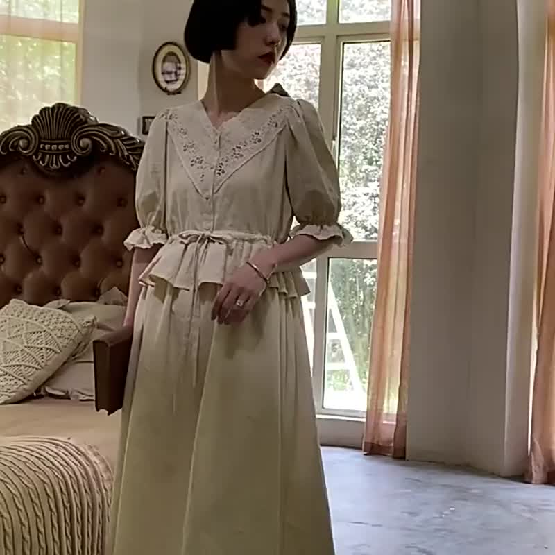 レースVネックのドッキングワンピース　半袖　フレンチレトロ　ウエスト細見え - ワンピース - コットン・麻 ホワイト