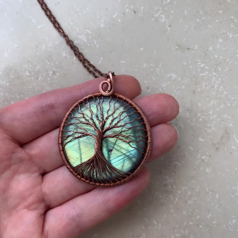 Celtic Tree Of Life Pendant Labradorite Pendant Healing Stone Necklace - 項鍊 - 半寶石 綠色