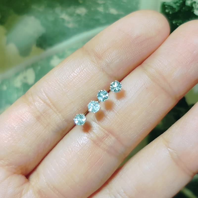 SV925 迷你水藍托帕石單鑽耳環(耳夾) 3mm 皇冠六爪鑲 養耳棒 - 耳環/耳夾/耳骨夾 - 水晶 藍色