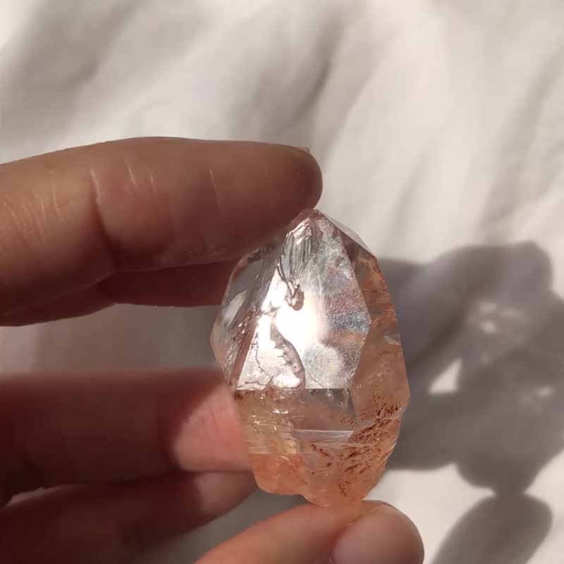 晶中晶油霧 骸骨骨幹水晶 紅泥骨幹 紅泥水晶 天然原石 水晶原礦 - 擺飾/家飾品 - 水晶 透明