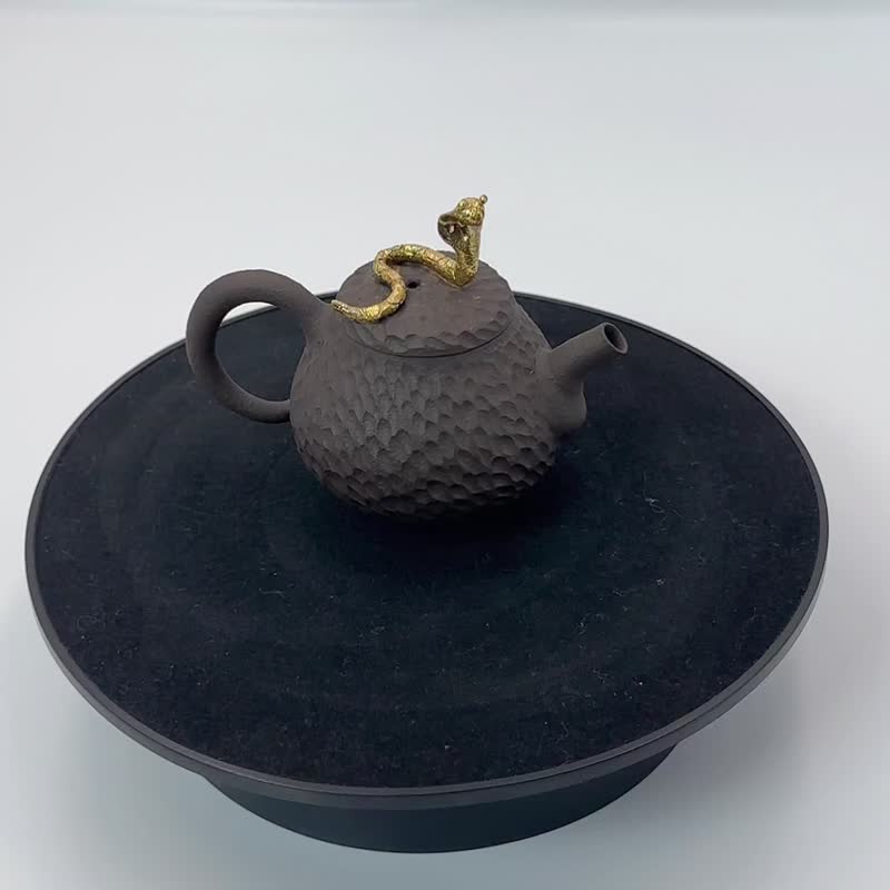 刀削紫泥小龍壺-手工製作-容量約120cc - 茶壺/茶杯/茶具 - 其他材質 