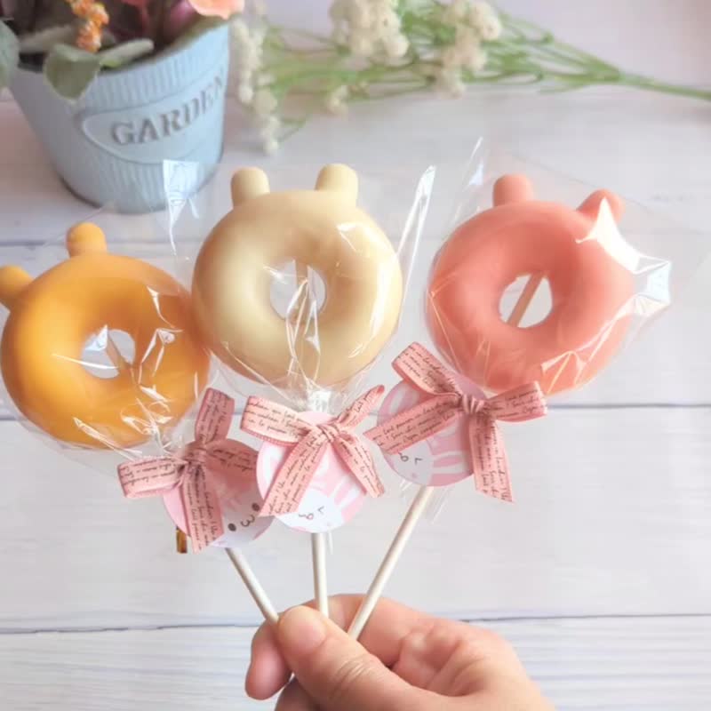 Rabbit ears donut lollipop-single entry/single color minimum order of 10 pieces - เค้กและของหวาน - อาหารสด สึชมพู