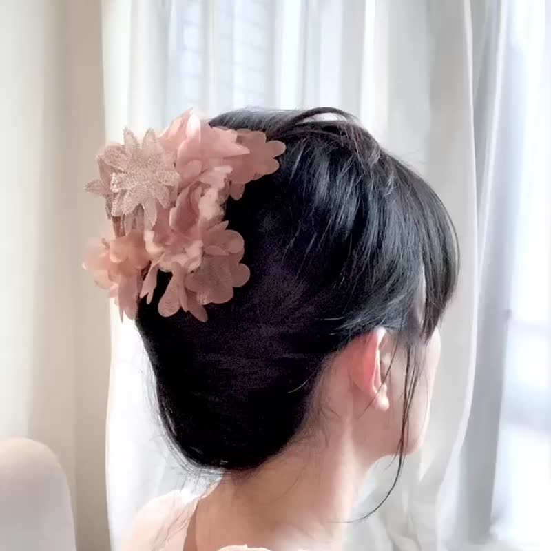 花 小號 髮夾 鯊魚夾  【啞光 磨毛編織】 - 髮夾/髮圈 - 其他人造纖維 咖啡色