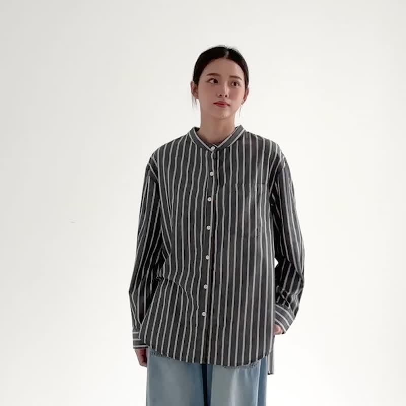 【Simply Yours】Striped crew neck shirt blue and black F - Women's Shirts - Cotton & Hemp Blue