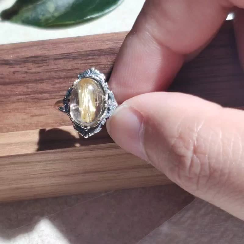 金烏 925銀復古作舊感典雅金髮晶戒指 - 戒指 - 水晶 金色