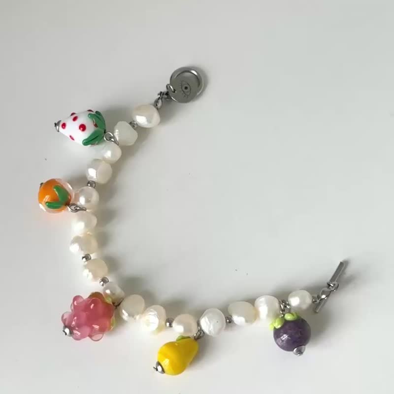 Fruit Basket Bracelet Murano Glass Fruit Beads, Freshwater Pearls - 手鍊/手環 - 玻璃 白色