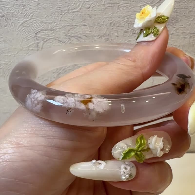 櫻花瑪瑙手鐲 瑪瑙手鐲稀有烟紫冰底小白花圓條套鐲55-57可戴 - 手鍊/手環 - 玉石 