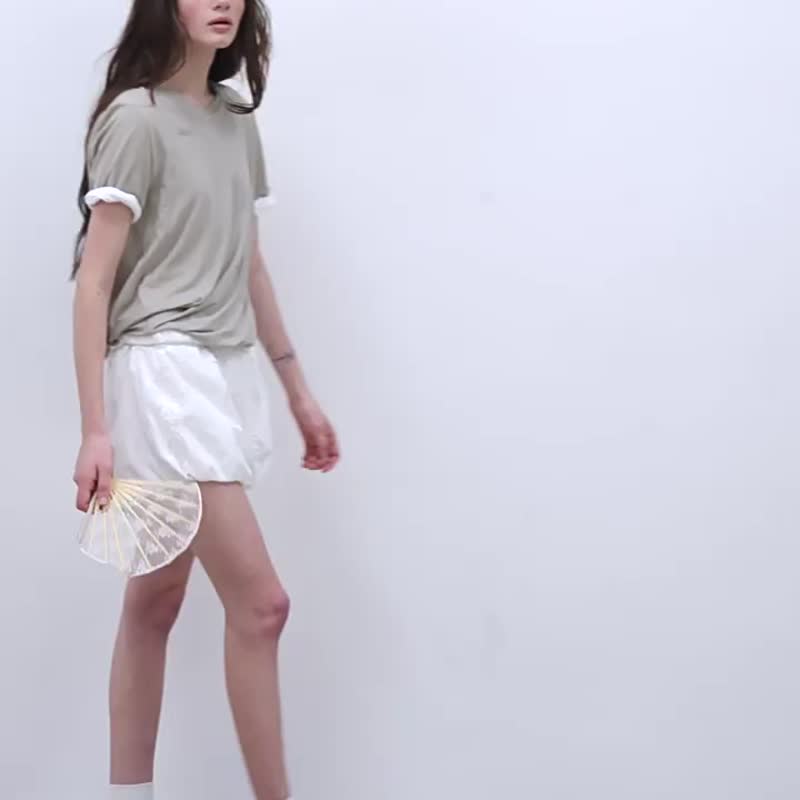 珍珠白 法式復古重工蕾絲刺繡花苞南瓜短褲 - 女裝短褲 - 棉．麻 白色