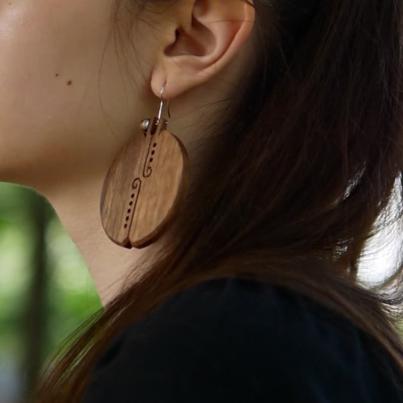 Wooden Dangle Earrings - Ash and Walnut Wood Jewelry, Gift for Her, Big Boho - 耳環/耳夾 - 木頭 