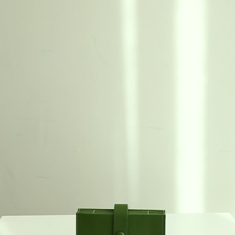 MAKE:D Cactus leather accordion Card Wallet green - กระเป๋าสตางค์ - วัสดุอีโค สีเขียว