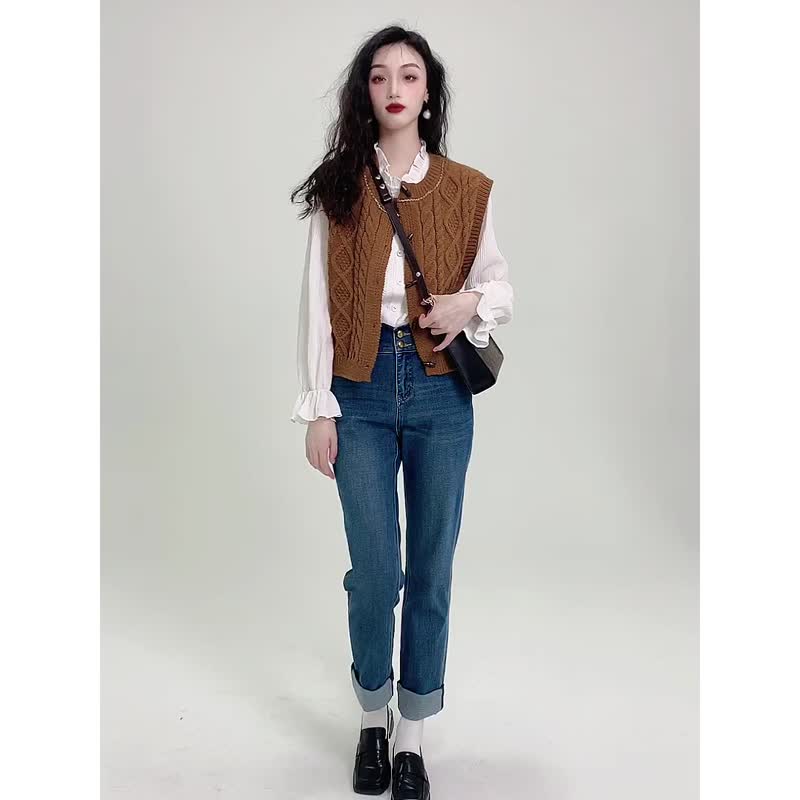 春上新 杏色咖啡色單排扣麻花撞色 馬甲背心針織衫 - 女毛衣/針織衫 - 聚酯纖維 