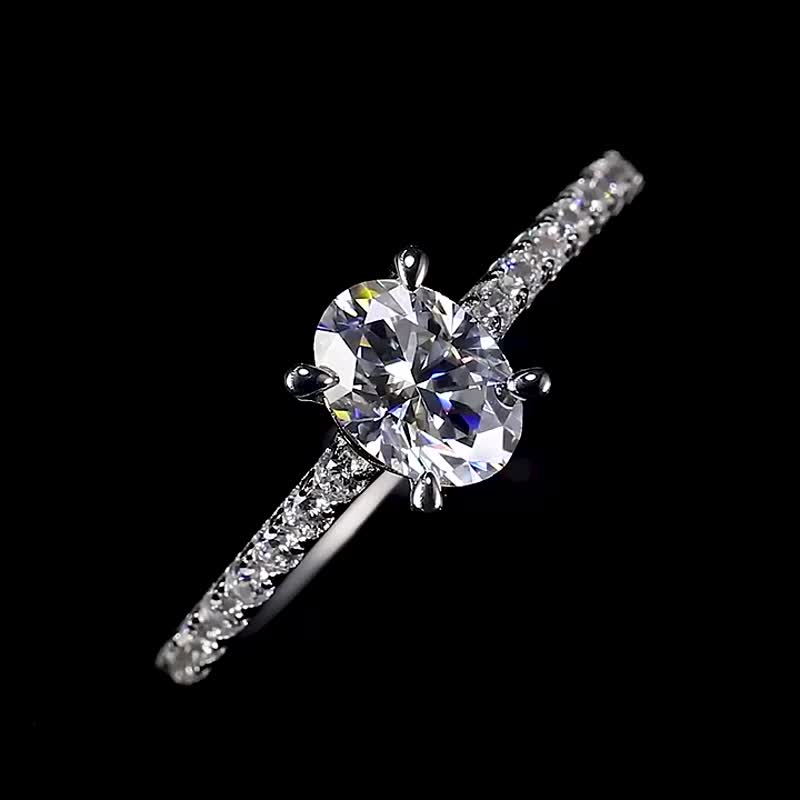 Moissanite Moissanite 1 carat engagement flower bud diamond ring Taipei store Cu - แหวนทั่วไป - วัสดุอื่นๆ 