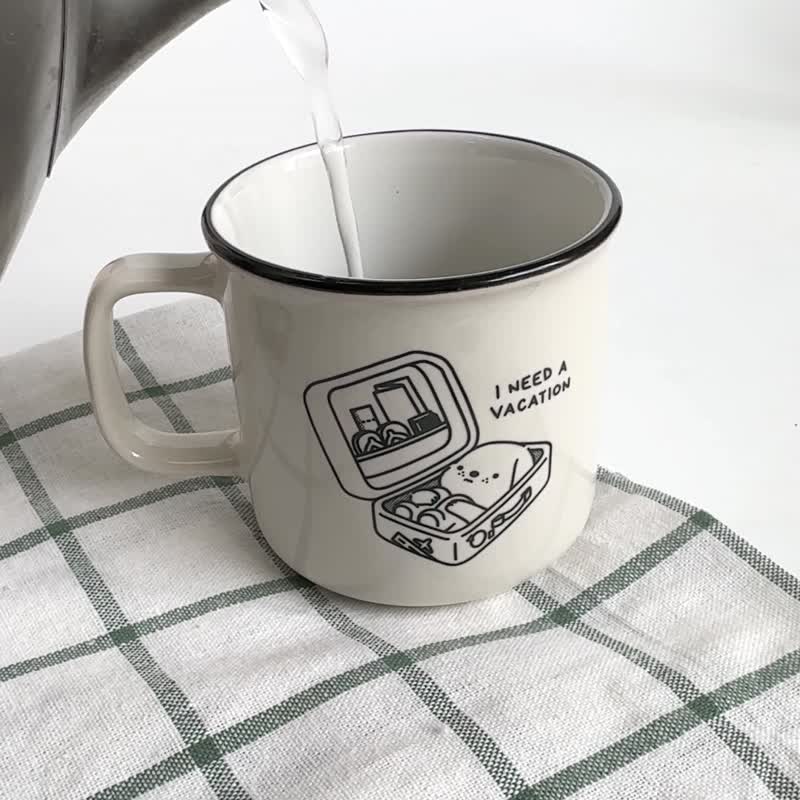 Ceramic Mug (I Need A Vacation) - 咖啡杯/馬克杯 - 陶 