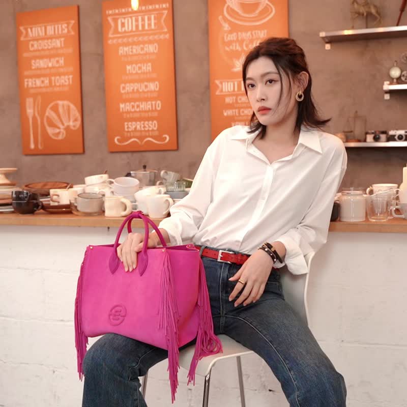 Ayline Suede Leather Tassel Tote - กระเป๋าถือ - หนังแท้ หลากหลายสี