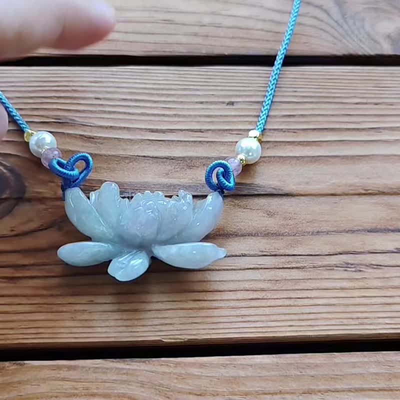 Pro-Cui Natural Jadeite Ice Light Gray Full Lotus Jade Heng Adjustable Rope Chain - Necklaces - Plants & Flowers Multicolor