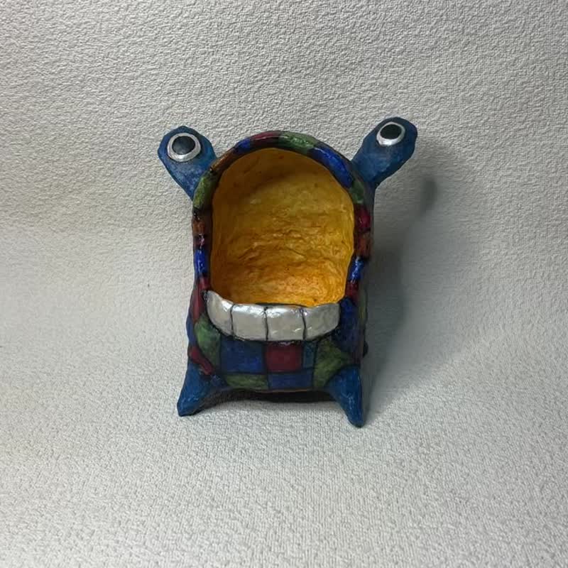A little container handcraft doll / Mr. Big mouth monster no.10 (colourful) - 擺飾/家飾品 - 環保材質 藍色