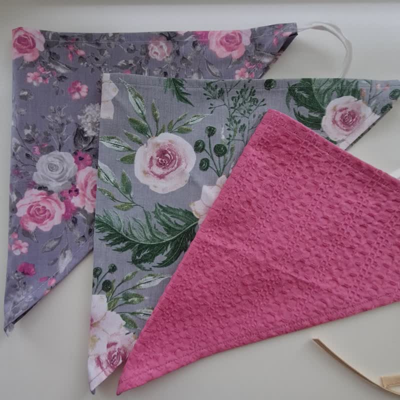 Handmade Floral bandana with ties, Cotton triangle head scarf, hair kerchief - ที่คาดผม - ผ้าฝ้าย/ผ้าลินิน สีเทา