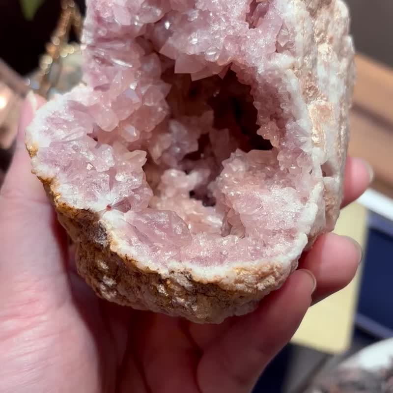阿根廷粉晶 原礦 聚寶盆 心輪 愛 和諧 風水 身心健康 身心靈 - 擺飾/家飾品 - 水晶 粉紅色