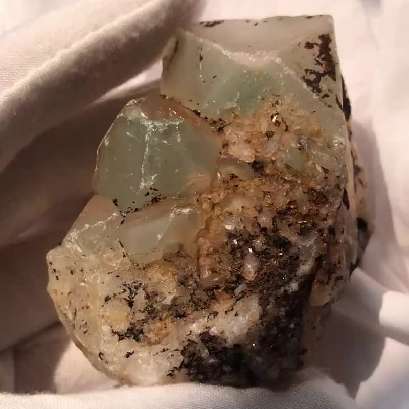 綠幽靈水晶簇 隱山 城堡天然原石 水晶原礦 水晶  crystal 擺設 - 擺飾/家飾品 - 水晶 綠色