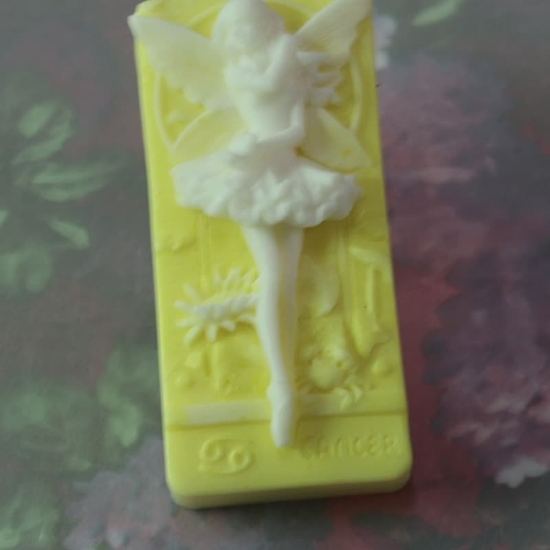 Zodiac essential oil soap - Cancer - Soap - Other Materials Yellow