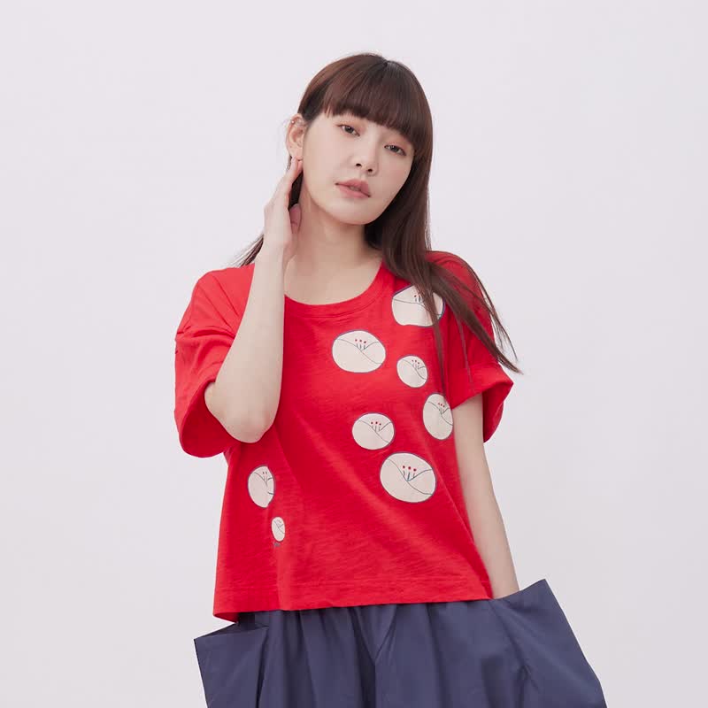 Flower Bubble Bamboo Slub Cotton Top  Cross Brand : Zito Hsu X so that's me - Women's T-Shirts - Cotton & Hemp Red