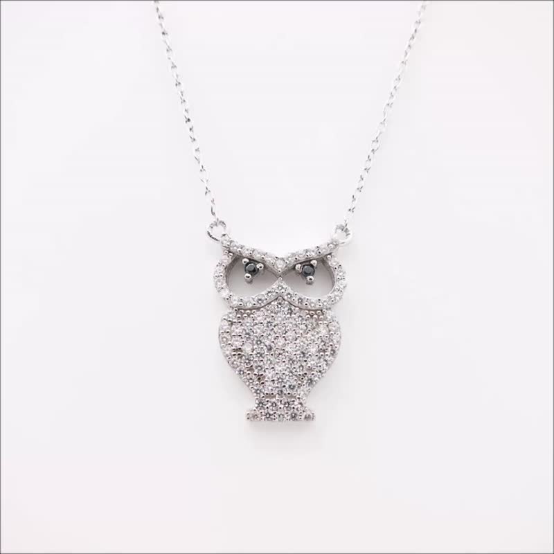 Starry-eyed Owl 925 Silver Clavicle Necklace Inlaid Zircon Pendant Platinum-Clad - Collar Necklaces - Sterling Silver Silver
