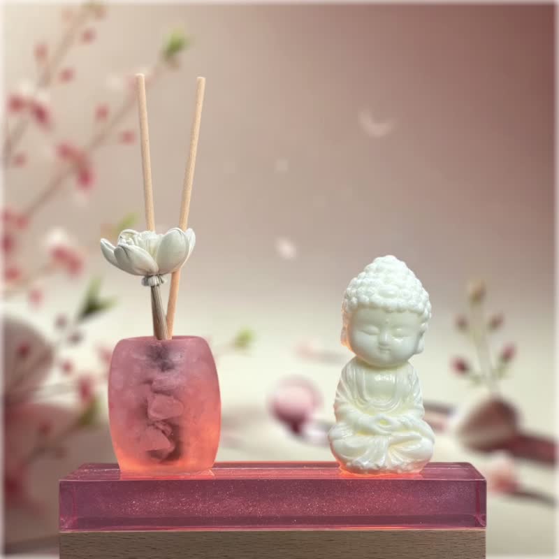 Jing Nian Good Luck Crystal Peace Lamp Holder Series Pink Crystal Peide Little Buddha Doll Bright Lamp with 5ML Essential Oil Free - Fragrances - Resin White