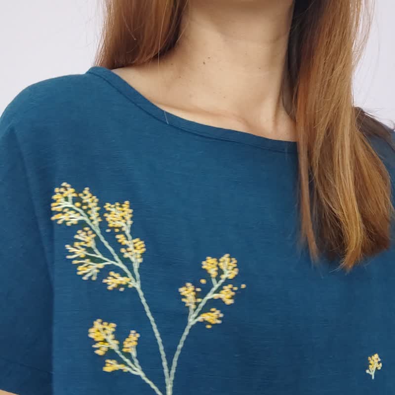 Manee Mimosa - Embroidery Indigo Blouse - Women's Tops - Cotton & Hemp Blue