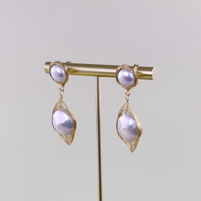 One-of-a-kind style Freshwater Pearl K9  Earrings E3 - 耳環/耳夾/耳骨夾 - 珍珠 