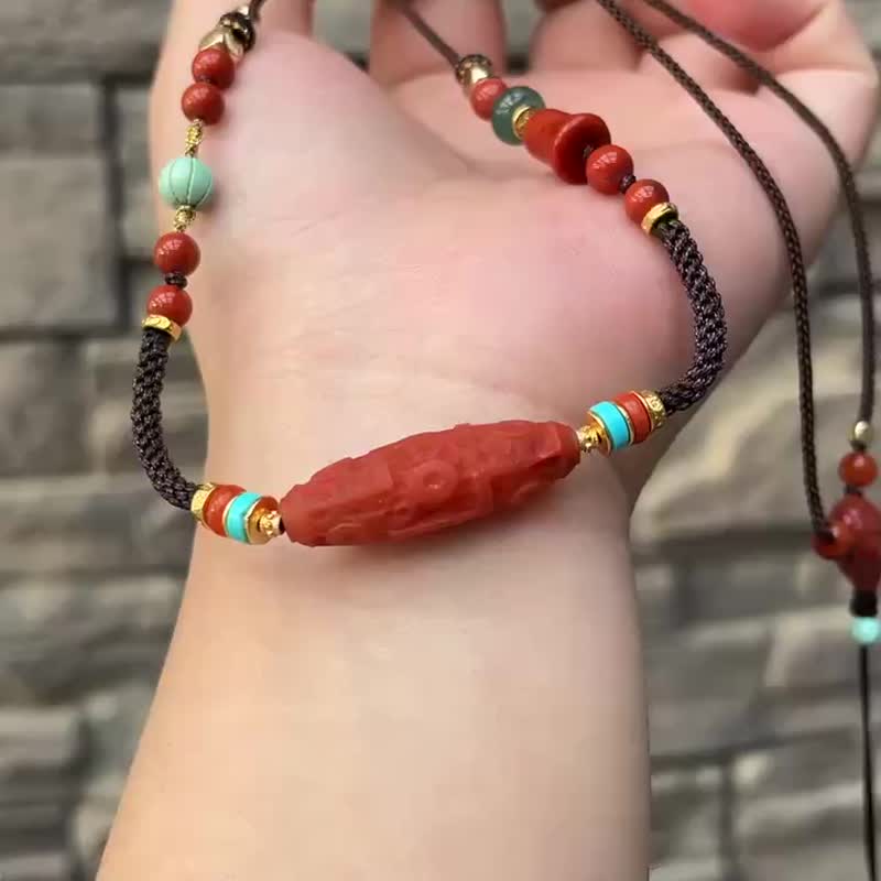 極品天然南紅雕刻天珠鎖骨鏈 點綴手工編織鏈一條 搭配綠松石等 - 吊飾/掛飾 - 水晶 