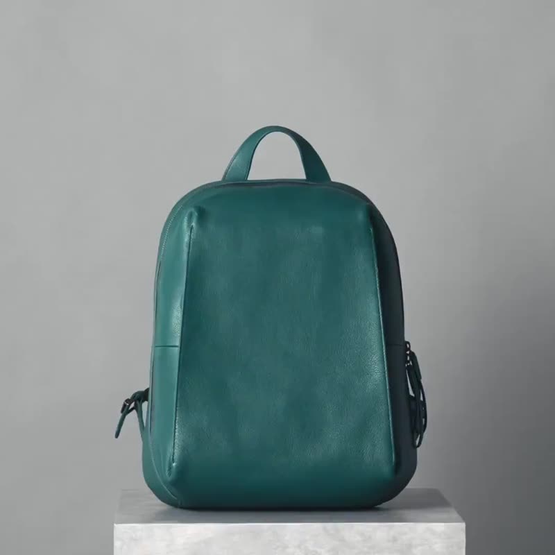 Fengying Leather Backpack L -Light Gray - กระเป๋าเป้สะพายหลัง - หนังแท้ สีเทา