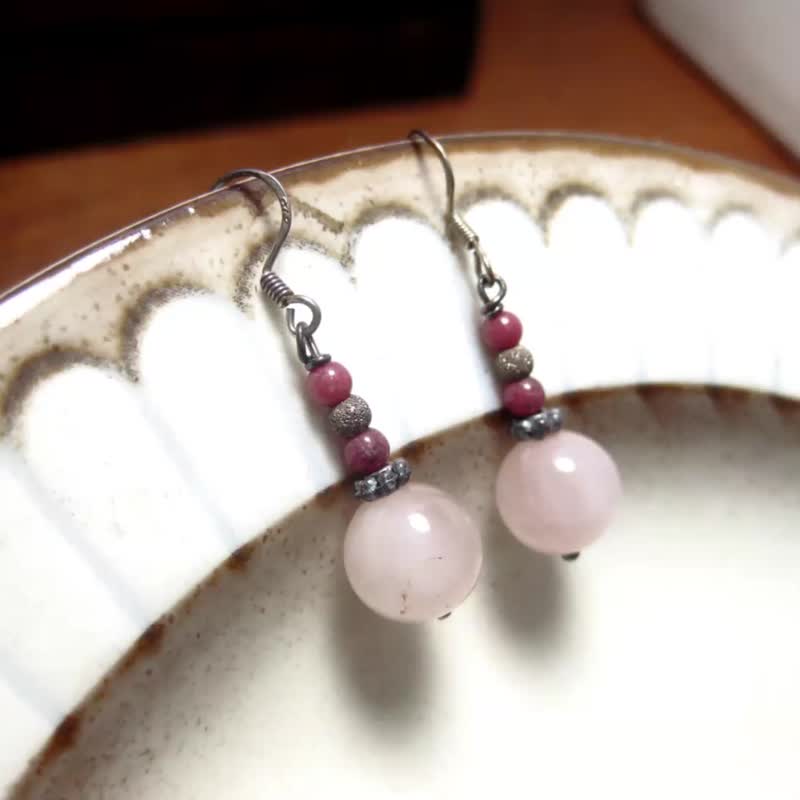 Sterling silver design earrings rose Stone+ pink crystal + 925 Silver(ear hook) / elegant light pink / - ต่างหู - คริสตัล สึชมพู