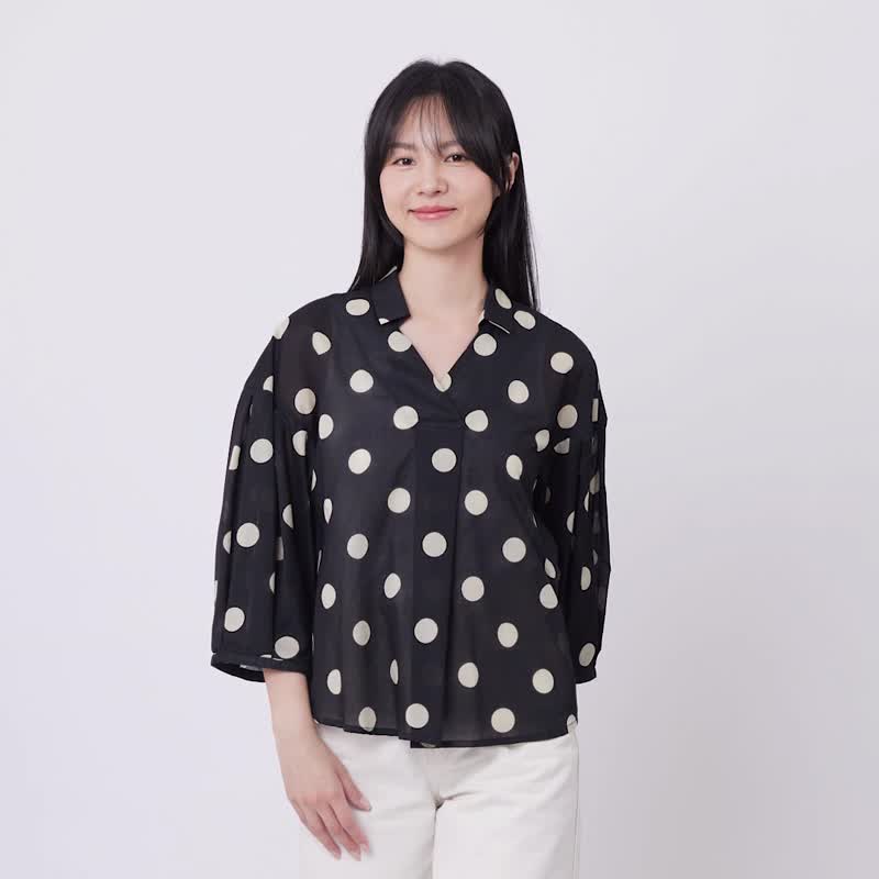 Angie大黑圓有領小拋袖襯衫上衣 - 女襯衫 - 棉．麻 黑色