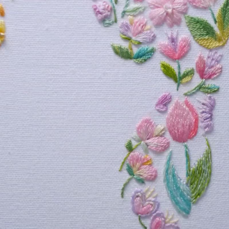 步步生花 寶寶腳印客製 花草刺繡 超音波刺繡 刺繡禮品訂製 - 編織/刺繡/羊毛氈/縫紉 - 棉．麻 粉紅色