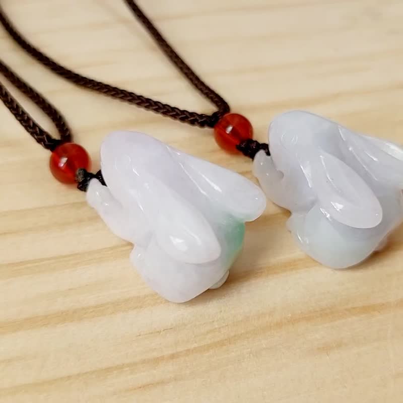 [Qin Cui] Natural Jade Ice Blue Purple Fruit Green Spring Color Fat Butt Rabbit Necklace Zodiac Rabbit - Necklaces - Jade Multicolor