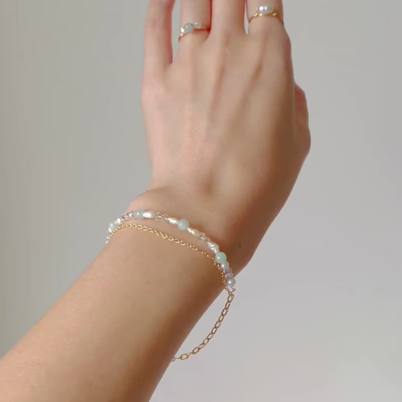 Handmade bracelet freshwater pearls Japanese handicraftsman - สร้อยข้อมือ - ไข่มุก ขาว