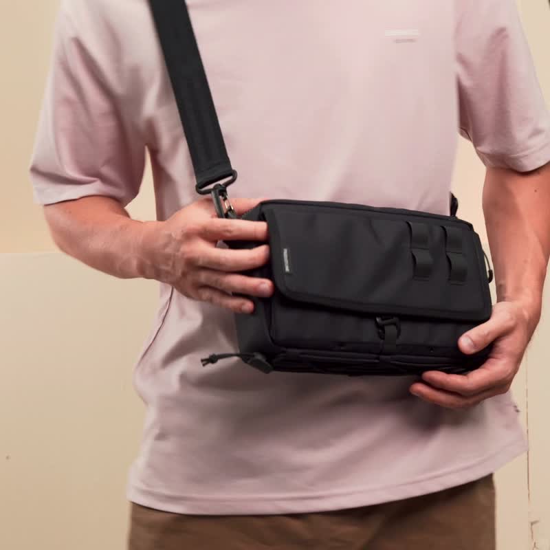 Fastpac Plus - Travel Sling - Lava Black | water repellent, RecyclePET - Messenger Bags & Sling Bags - Waterproof Material Black