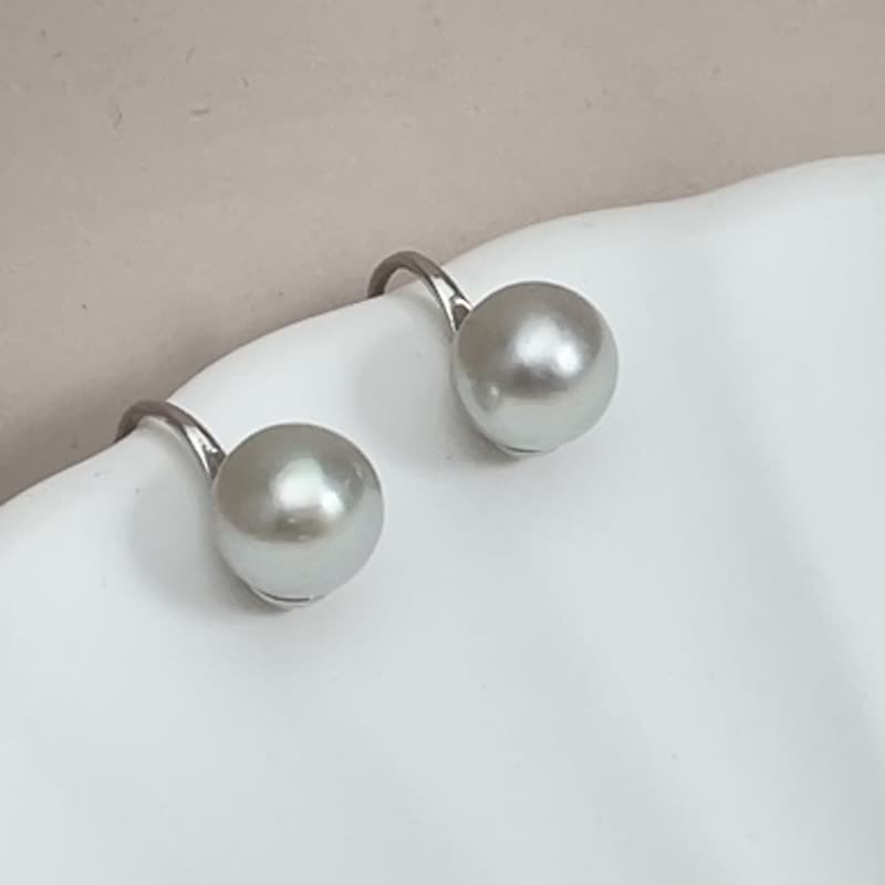 High heels natural seawater pearl akoya real Linen Silver earrings - Earrings & Clip-ons - Pearl Transparent