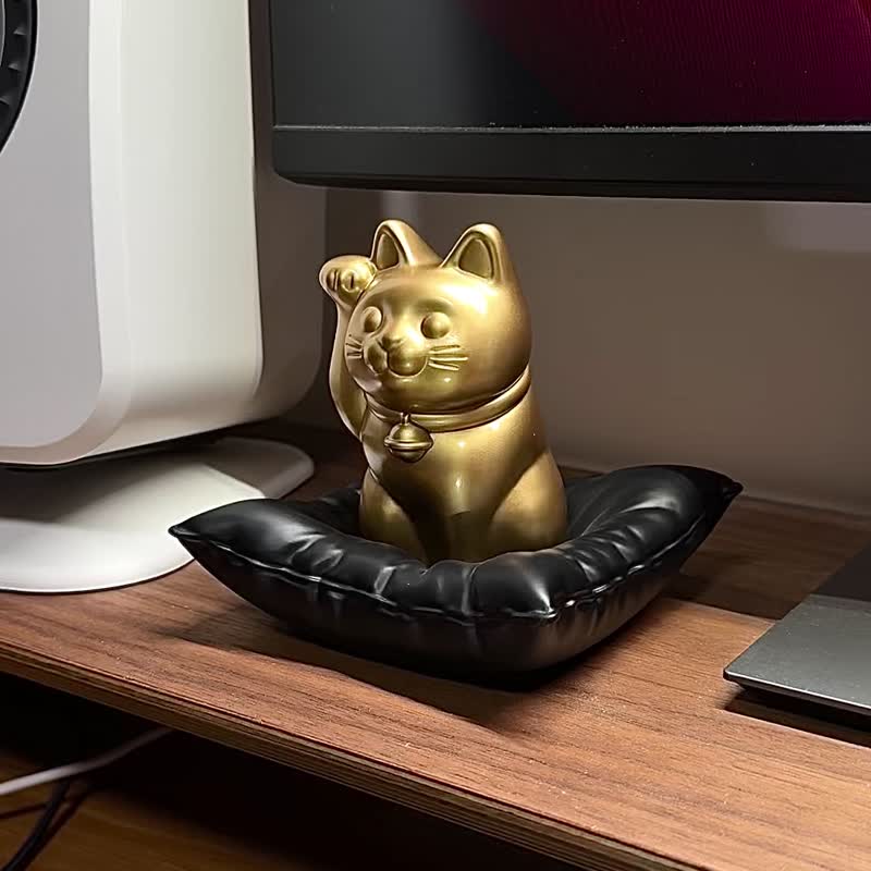 招財貓連底座(可放線香) 招財貓/原創設計/3D列印/多肉塊根植物 - 裝飾/擺設  - 塑膠 白色