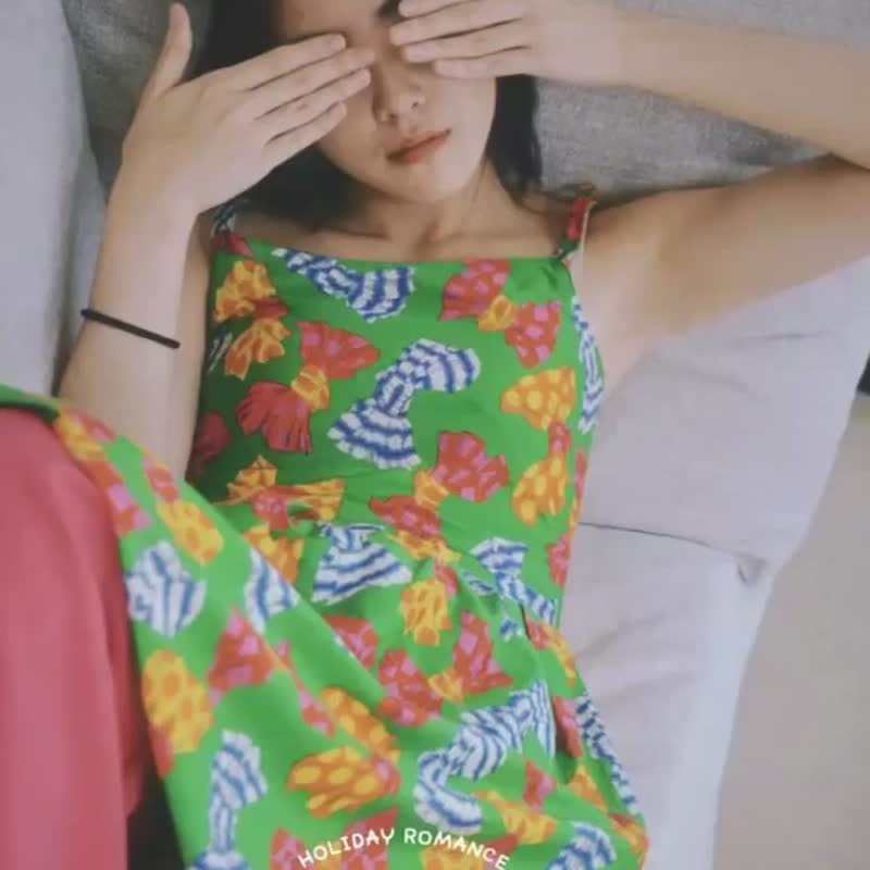 古著綠底彩色蝴蝶結細肩洋裝 - 洋裝/連身裙 - 其他材質 多色