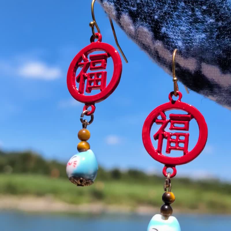 虎眼石招財貓垂墜耳環 - 耳環/耳夾/耳骨夾 - 寶石 紅色