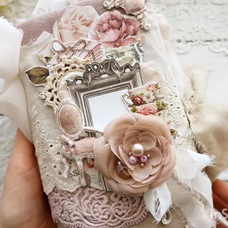 Boho vintage rose journal handmade Bohemian flowers moth notebook treasure - 筆記本/手帳 - 紙 粉紅色