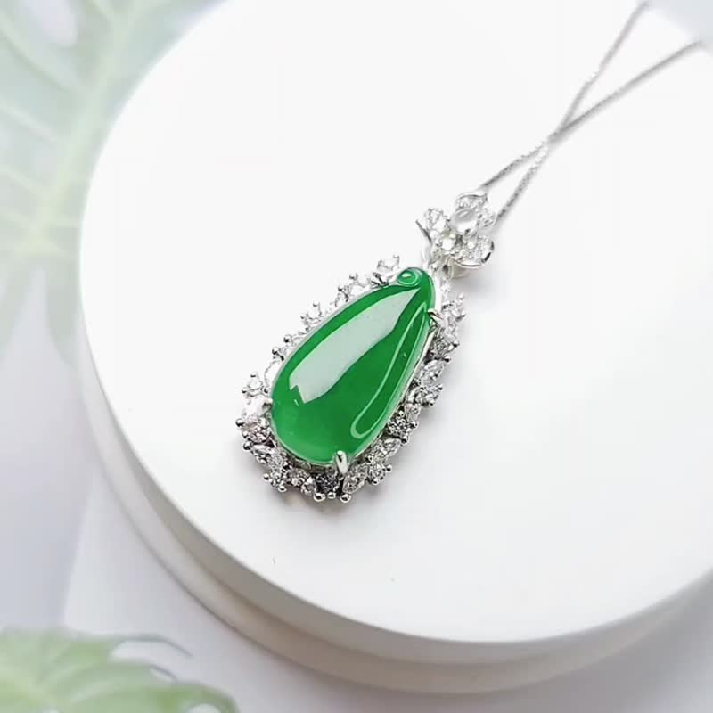 |福彩|A-grade jadeite Bingyang Green Melon 18.8mm sterling silver plated 18k exquisite luxurious pendant necklace - สร้อยคอ - หยก 