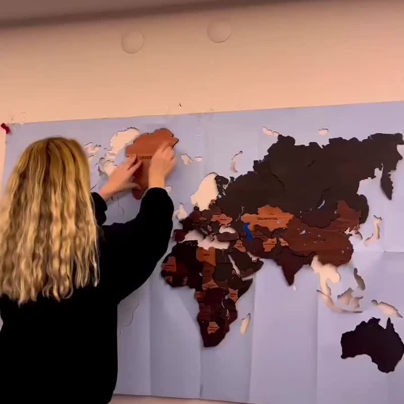 マヴェラの詳細世界地図 - ウォールデコ・壁紙 - 木製 