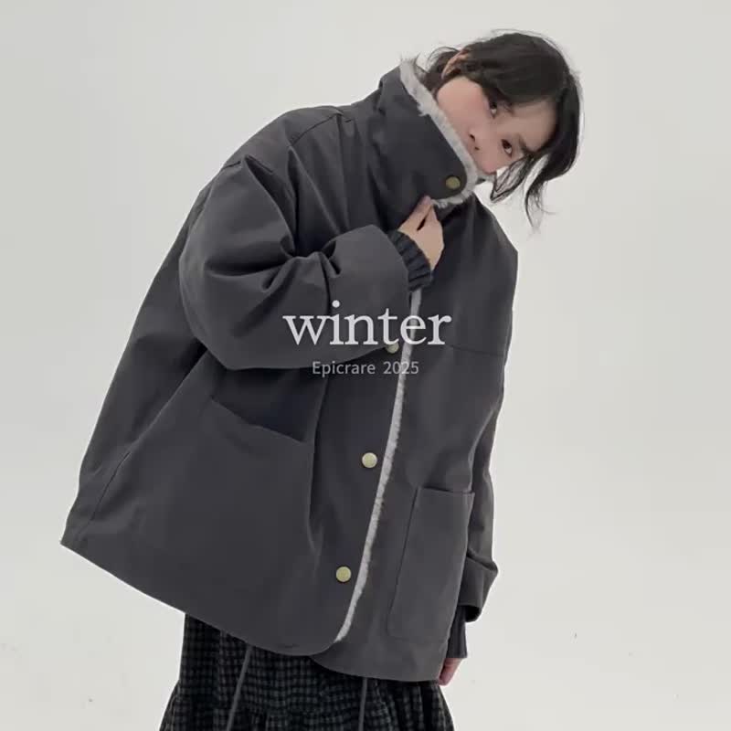 Dark Grey Iceland Trekking Down Jacket with Detachable Fur Collar, 90% White Duck Down, Fur Trimmed Parka Coat - เสื้อแจ็คเก็ต - เส้นใยสังเคราะห์ สีเทา