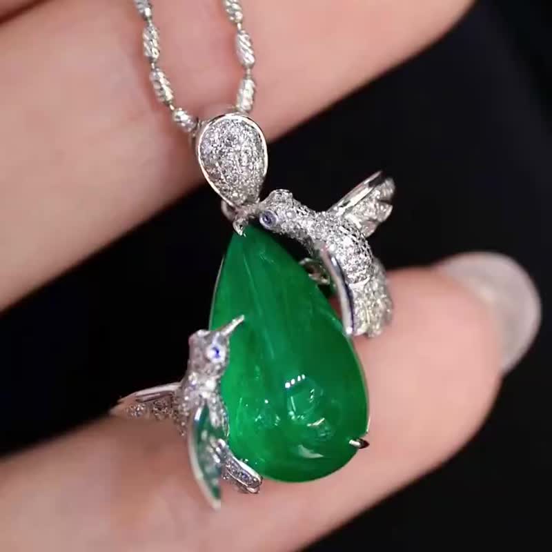 祖母綠吊墜  6.3克拉 - 項鍊 - 寶石 